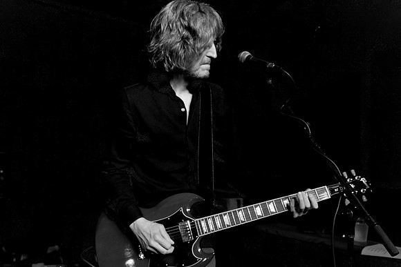 7 24 2026 - Blacklight Idols @Gas Hill BW-11