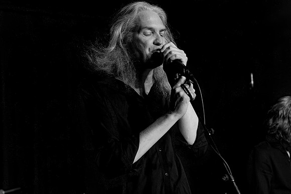 7 24 2026 - Blacklight Idols @Gas Hill BW-26