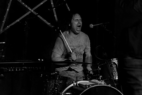 7 24 2026 - Blacklight Idols @Gas Hill BW-27
