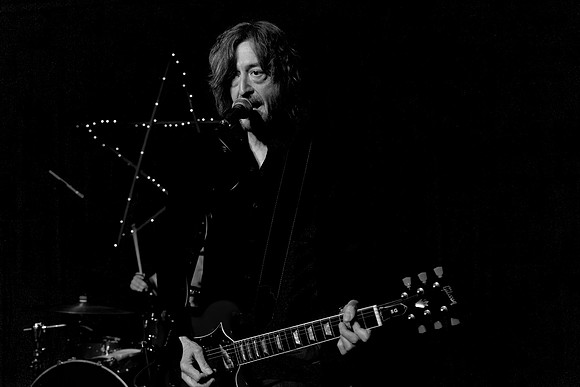 7 24 2026 - Blacklight Idols @Gas Hill BW-33