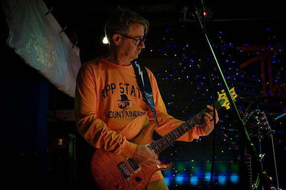 9 25 2026 - The Dreamers @ The Deck-4