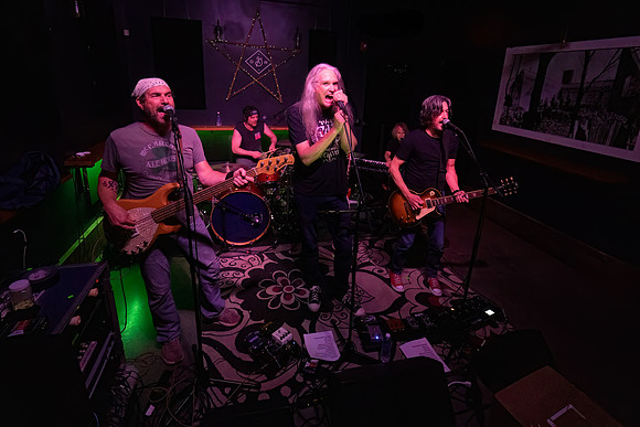 Blacklight Idols @ Gas Hill Drinking Room - 6 26 2025-1